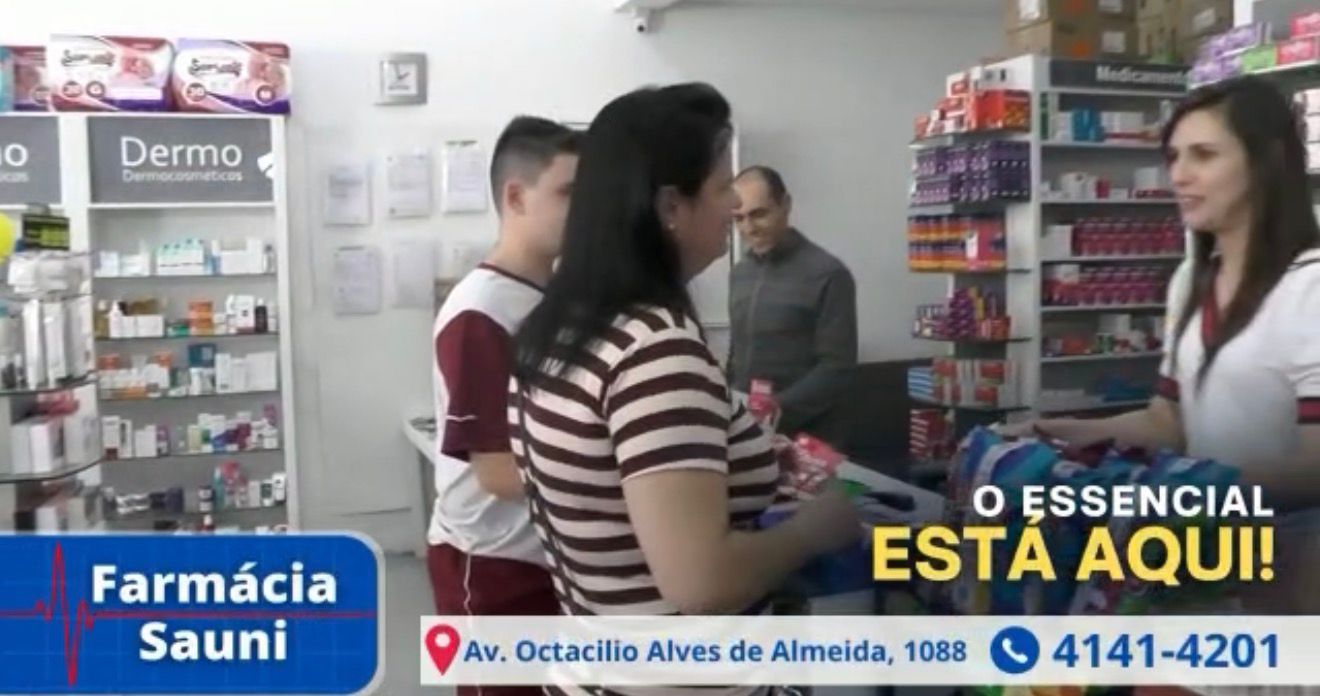 Interior da Farmácia Sauni
